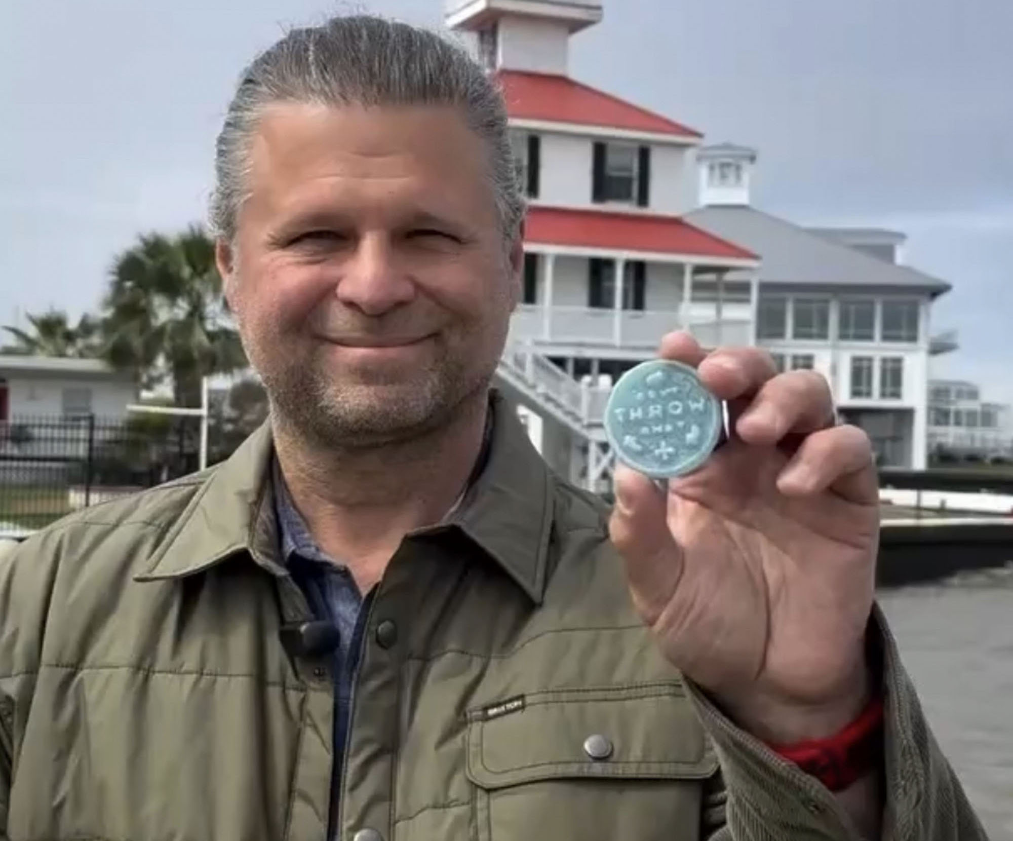 Mike Esordi - Glass Doubloon Creator